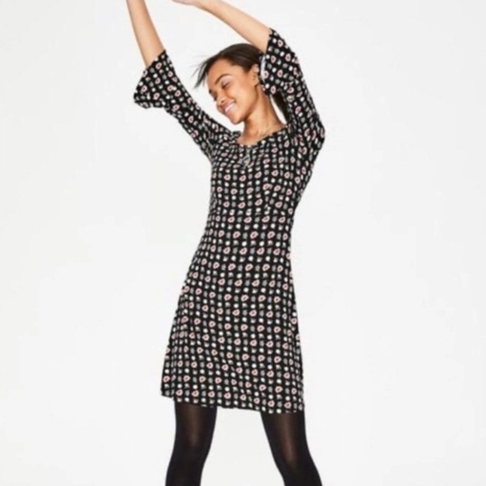 Boden Miriam Floral Black Bell sleeve Jersey Dress Sz 4